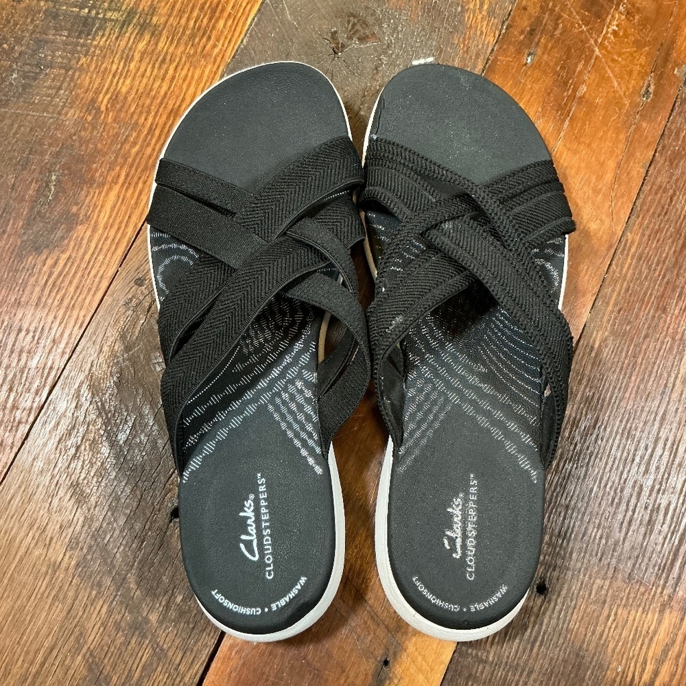 Clarks Cloudsteppers Mira Isle Black and White Comfort Slide Sandals Size 10